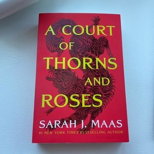 A Court of thorns and roses by Sarah J Maas